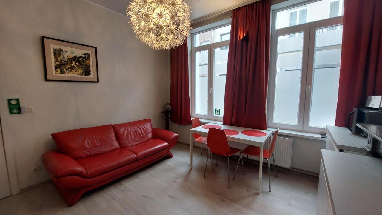 Albert Studio'S Mechelen Luaran gambar